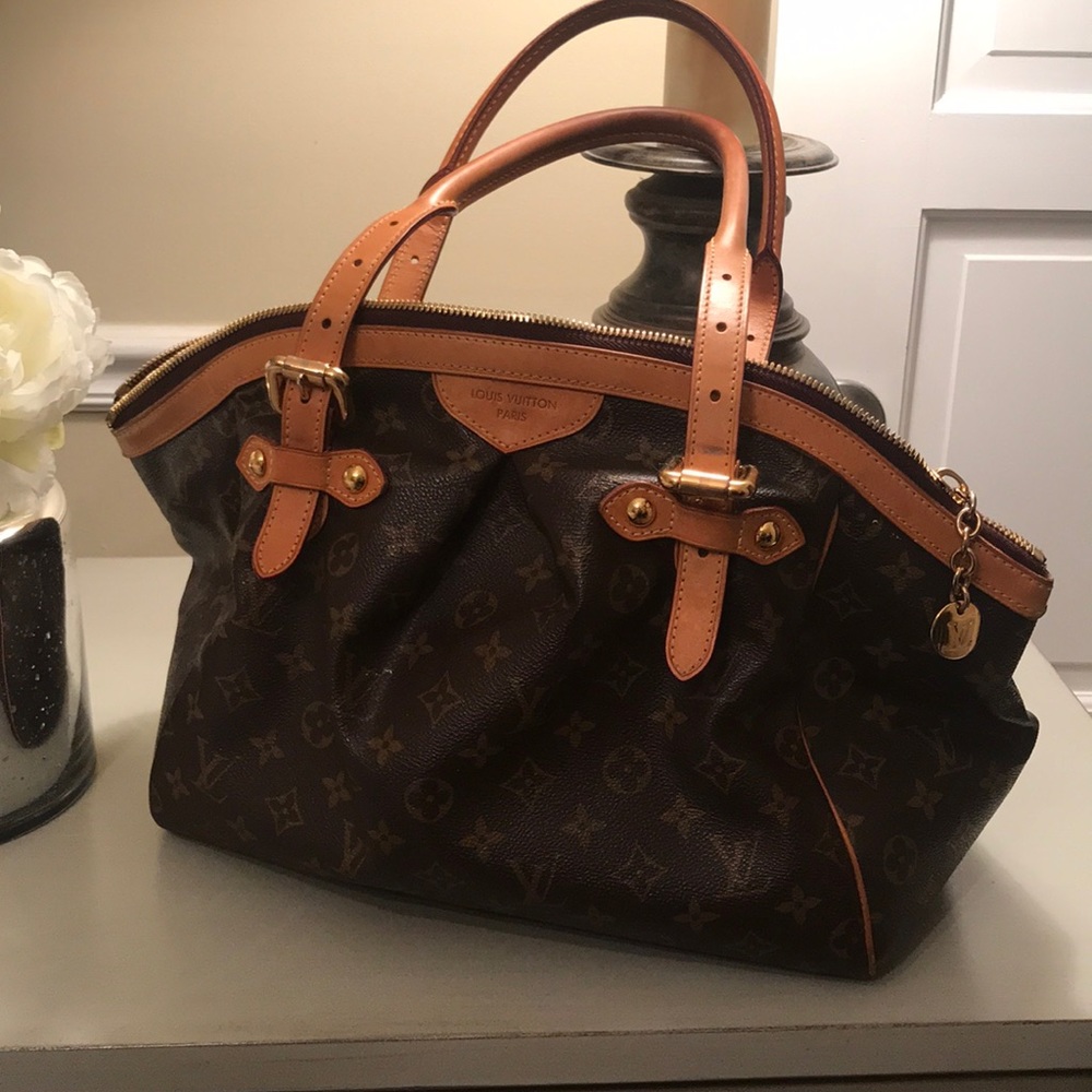 Louis Vuitton purse - Picture 1 of 4